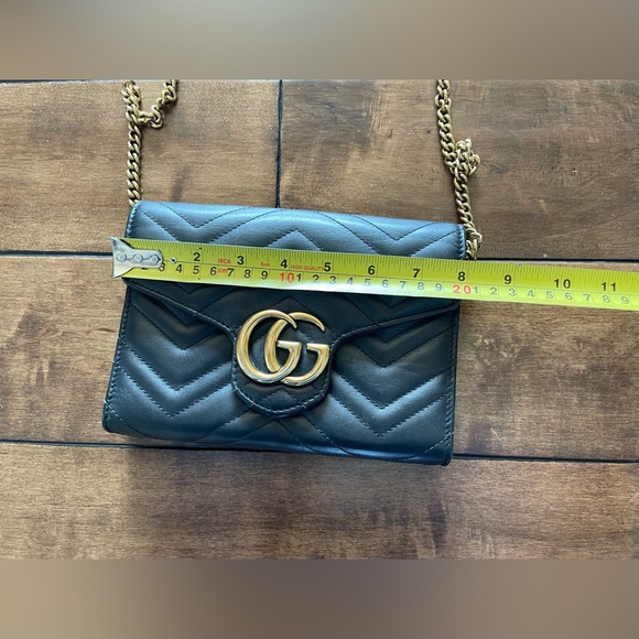 Authentic Gucci Marmont GG Chevron Quilted Leather Black Bag - Picture 13 of 16